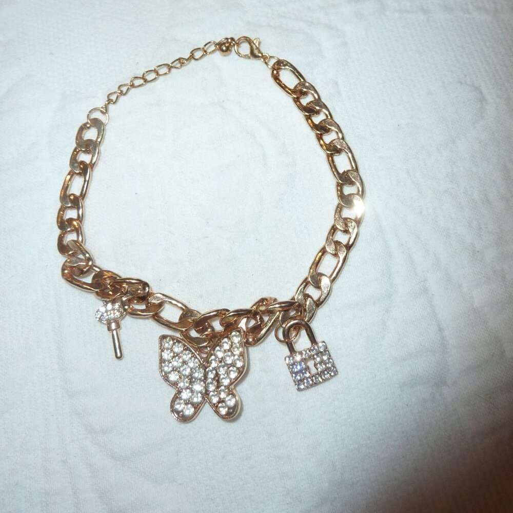 New Gold Tone Cuban Link Charm Bracelet Butterfly Lock and Key